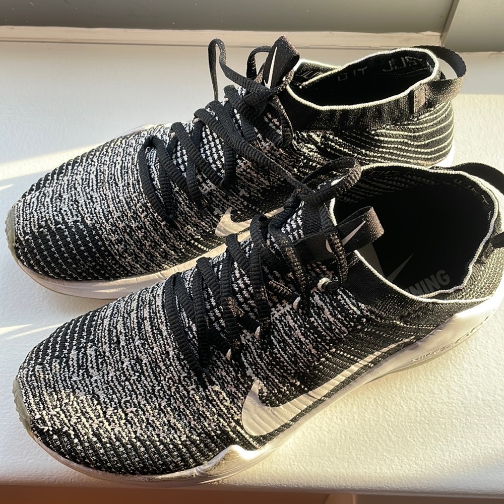 Nike women’s trainer (size US 6.5)